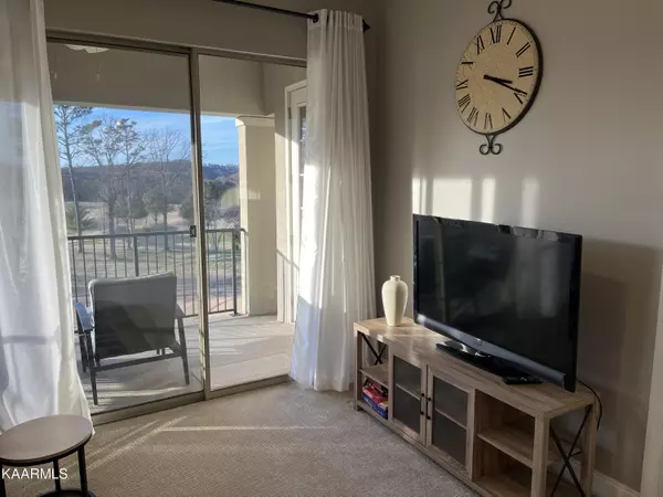 Vonore, TN 37885,565 Rarity Bay Pkwy