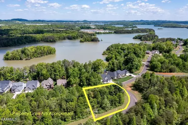 Falcon Tr, Vonore, TN 37885