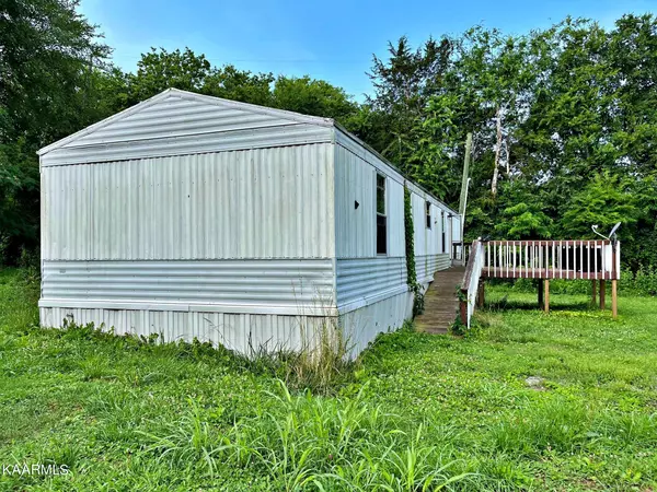 Vonore, TN 37885,215 Pettit Street