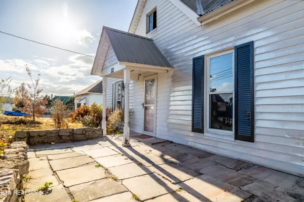 Friendsville, TN 37737,113 N Farnum St