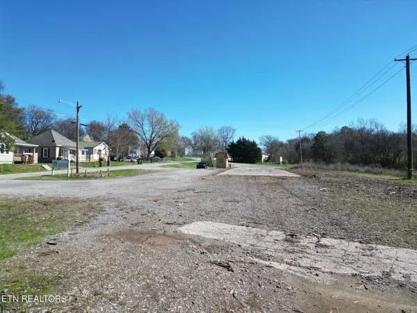 Maryville, TN 37804,501 Wright Rd