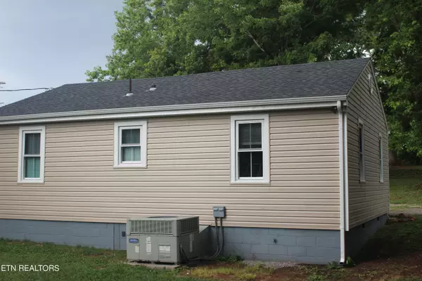 Greenback, TN 37742,531 N Trigonia Rd