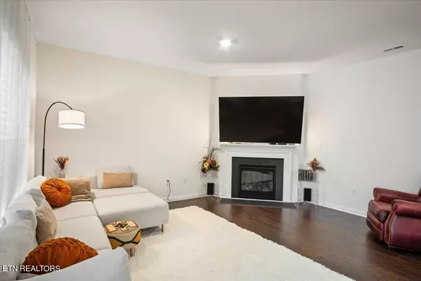 Knoxville, TN 37932,12039 Poppyseed LN