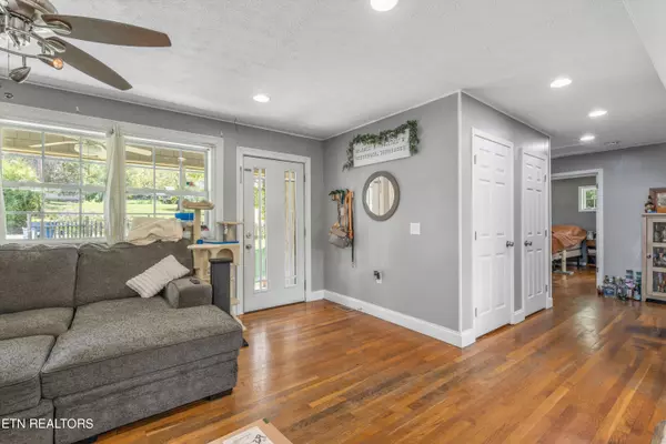 Greenback, TN 37742,2650 Niles Ferry Rd