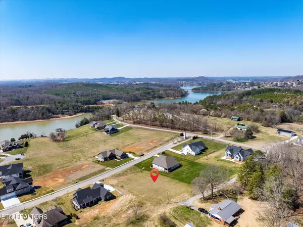 Greenback, TN 37742,175 Morganton CV