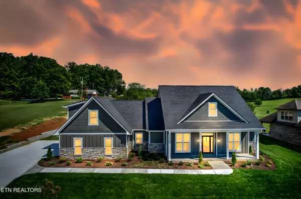 Greenback, TN 37742,207 Morganton CV