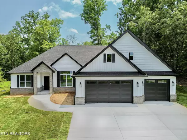 409 Goweli Tr, Vonore, TN 37885