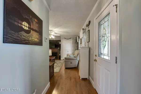 Vonore, TN 37885,111 Ellis St