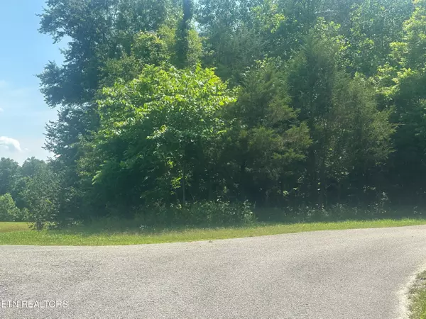 Philadelphia, TN 37846,Spring LN