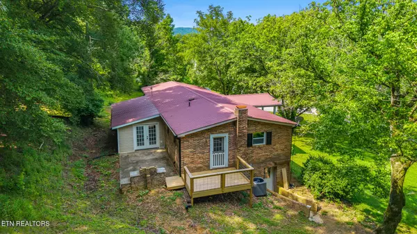 Vonore, TN 37885,3905 Highway 360