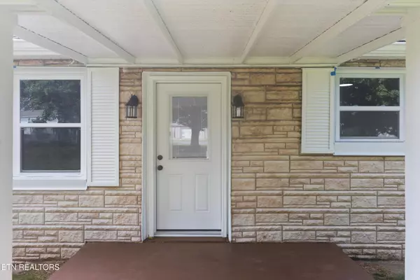 Greenback, TN 37742,6995 Highway 411 S