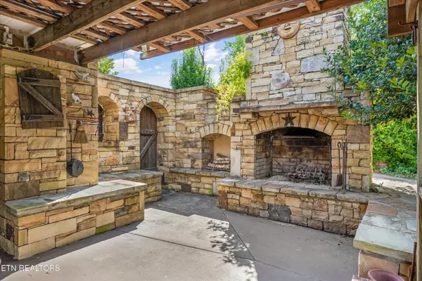 Friendsville, TN 37737,1008 Parkbrook DR