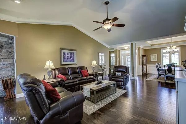 Loudon, TN 37774,102 Cayuga DR