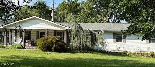 Knoxville, TN 37909,834 Whitehall Road Rd