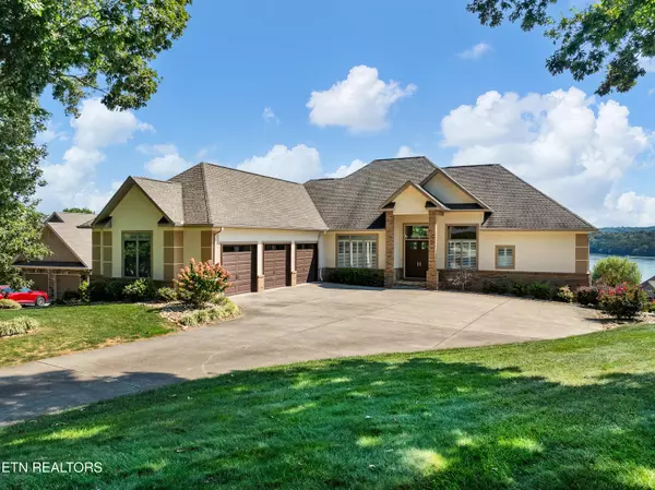 Loudon, TN 37774,310 Washita LN