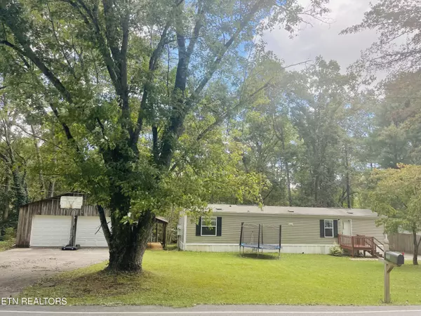 132 Disco Loop Rd, Friendsville, TN 37737