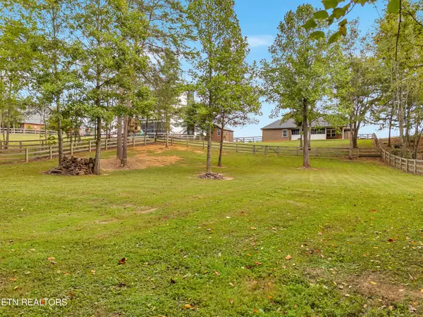 Greenback, TN 37742,1223 Houston Springs Rd