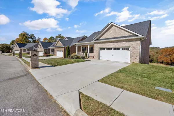 Lenoir City, TN 37772,565 Timberline DR