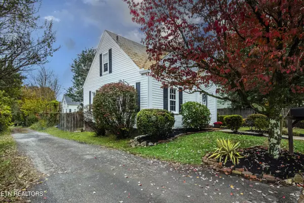 Lenoir City, TN 37771,405 N Hill St