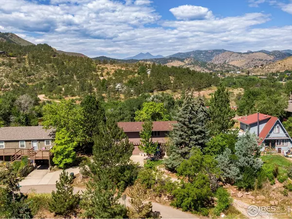 Lyons, CO 80540,819 5th