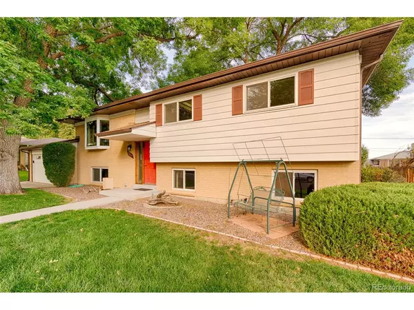 Arvada, CO 80004,5864 Parfet