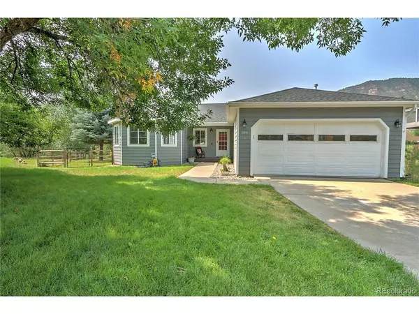 540 Honeysuckle, New Castle, CO 81647
