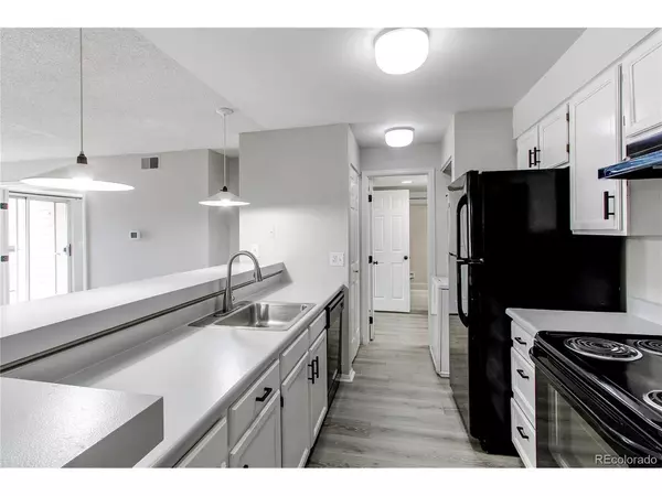 Littleton, CO 80123,4899 S Dudley #15B