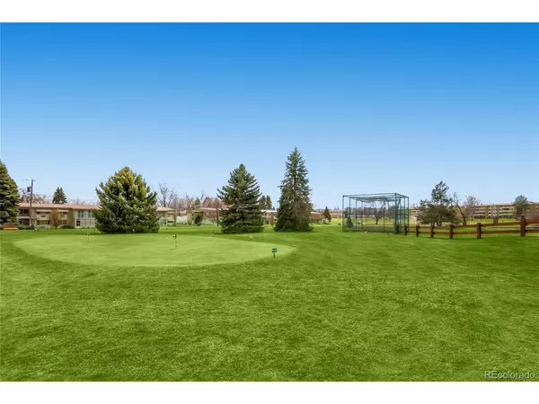 620 S Alton #2B, Denver, CO 80247