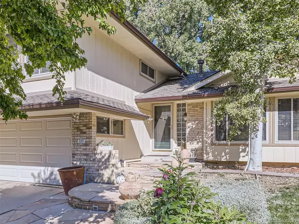 Centennial, CO 80121,5189 E Maplewood