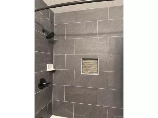 Estes Park, CO 80517,704 Birdie