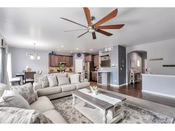 Milliken, CO 80543,737 S Prairie