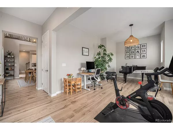 Littleton, CO 80124,6042 Sima