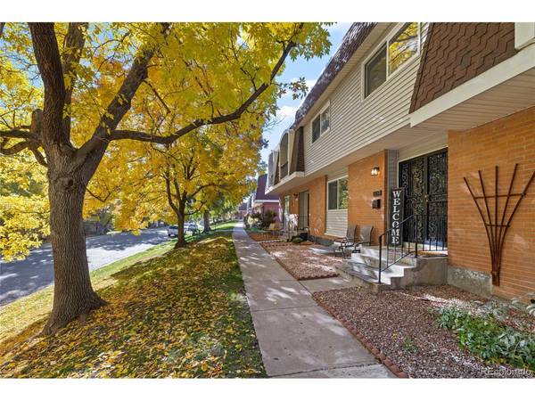 563 S Xenon,  Lakewood,  CO 80228