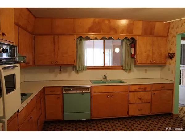 Burlington, CO 80807,2068 Senter