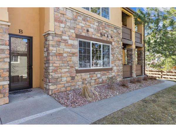 9896 W Freiburg #1B, Littleton, CO 80127