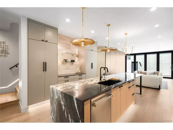 Denver, CO 80206,417 N Madison