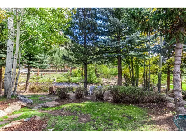 Estes Park, CO 80517,2100 Fall River #5