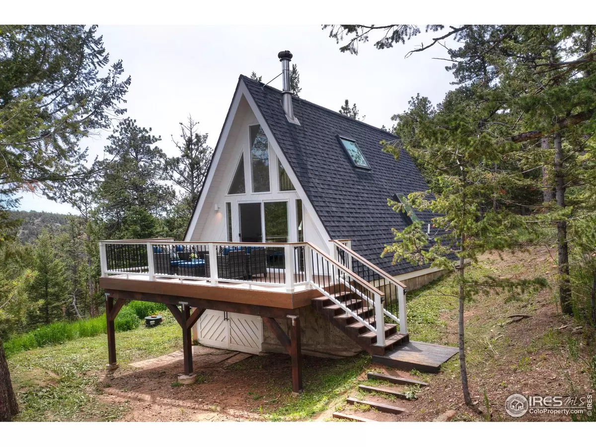 Lyons, CO 80540,100 Elk