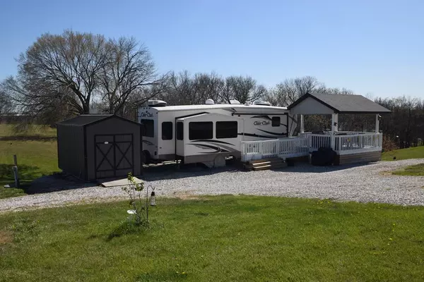 30005 Sunflower Drive, Unionville, MO 63565