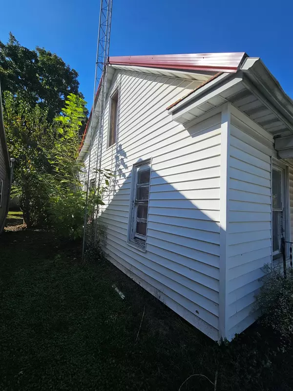 Kirksville, MO 63501,1304 Porter St