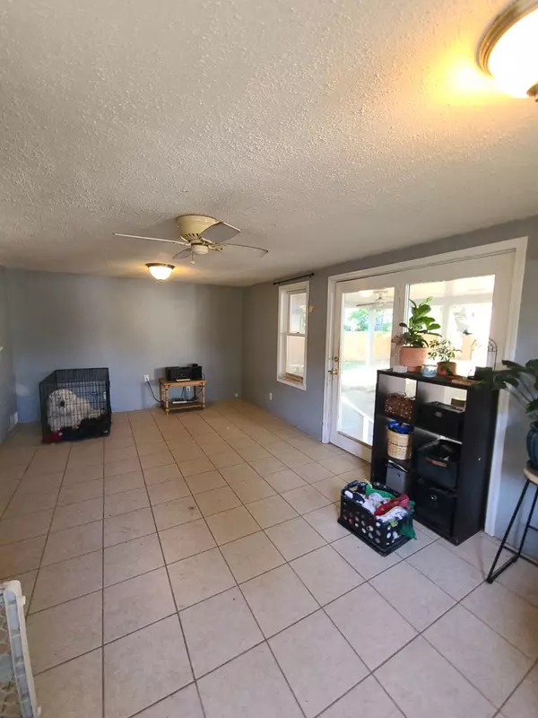 Sainte Genevieve, MO 63670,650 4th Street