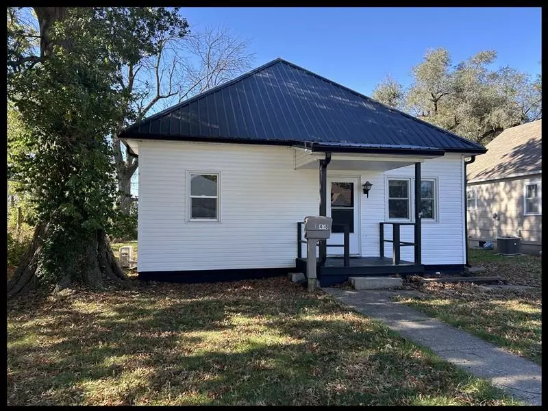 Macon, MO 63552,408 Crescent Drive