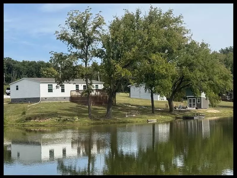 Cairo, MO 65239,201 Lake Circle