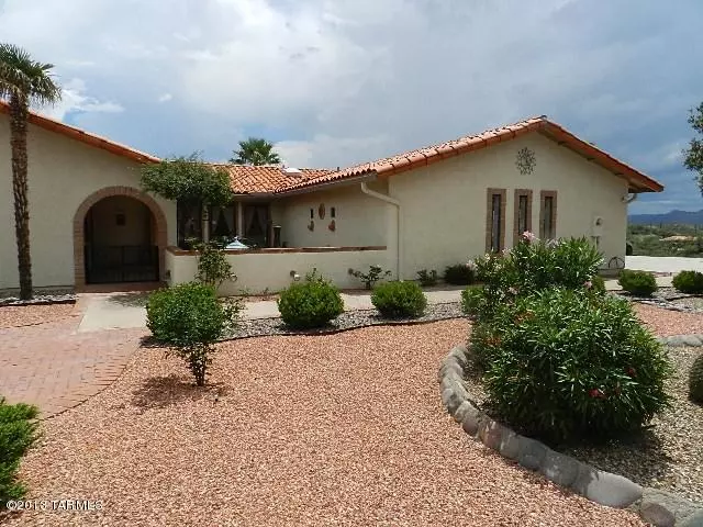 471 Camino Providencia, Rio Rico, AZ 85648