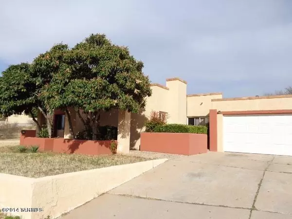 25 Mission Court, Nogales, AZ 85621