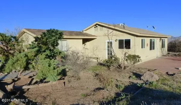 2512 S H bar M Road, Portal, AZ 85632