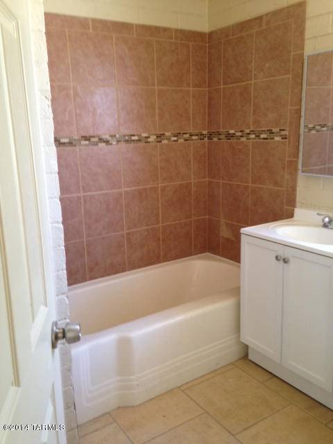 Tucson, AZ 85714,237 E Pennsylvania Drive