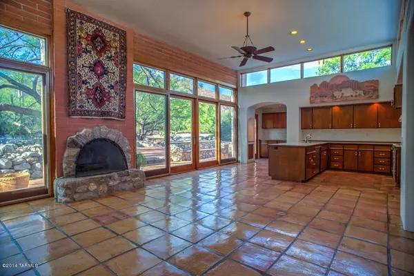 4301 E Placita Baja N, Tucson, AZ 85718