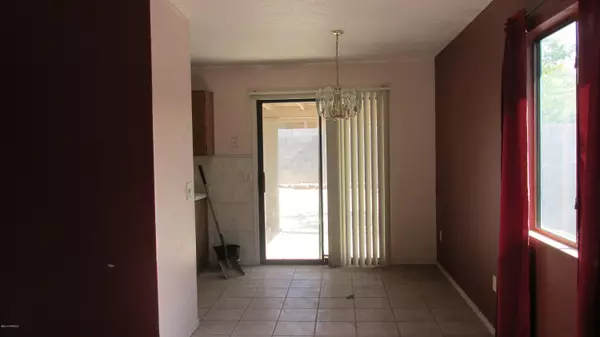 Tucson, AZ 85746,1613 W Almaca Court