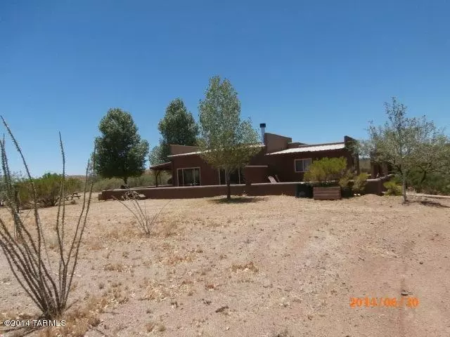 10911 N High Lonesome Road, Elfrida, AZ 85610